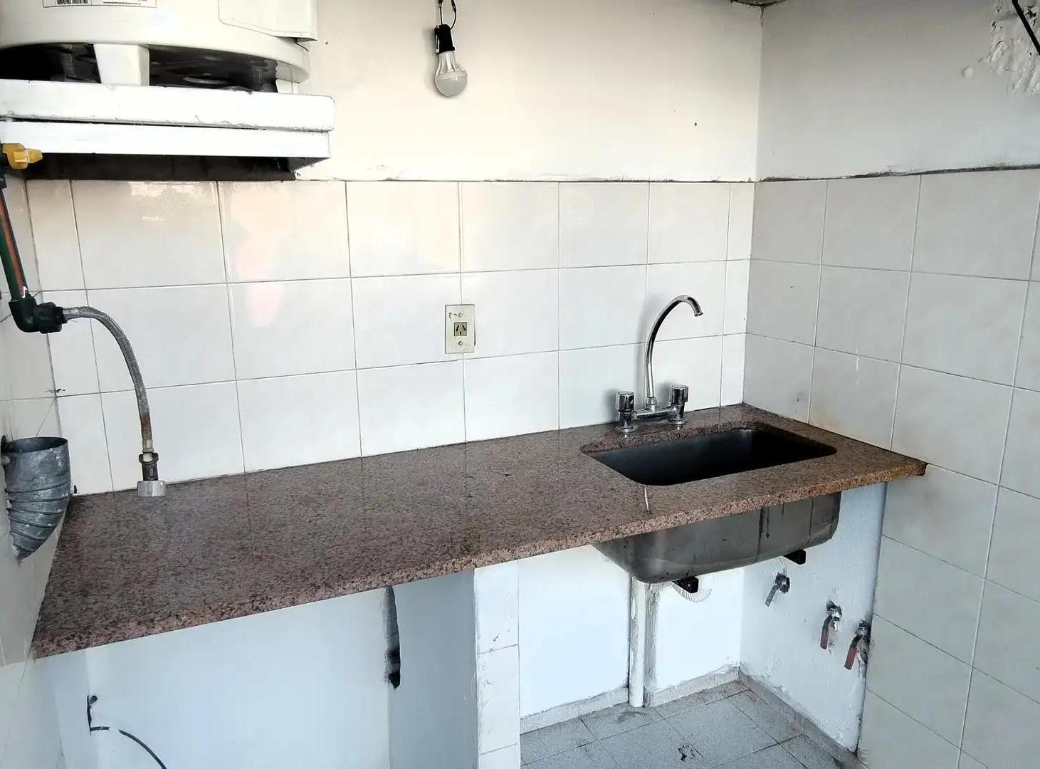 Foto de Departamento de 3 amb. 1er. piso en alquiler en San Justo, imagen 5