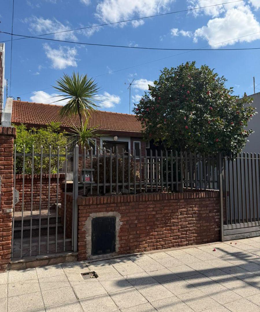 Foto de Casa de 305 m² con 3 dormitorios en venta en San Justo, imagen 1