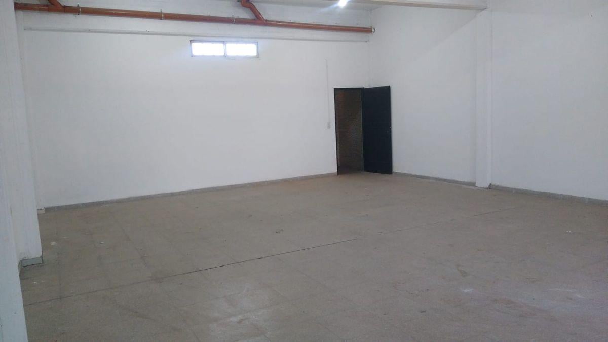 Foto de Local comercial en alquiler en Merlo Centro, imagen 4