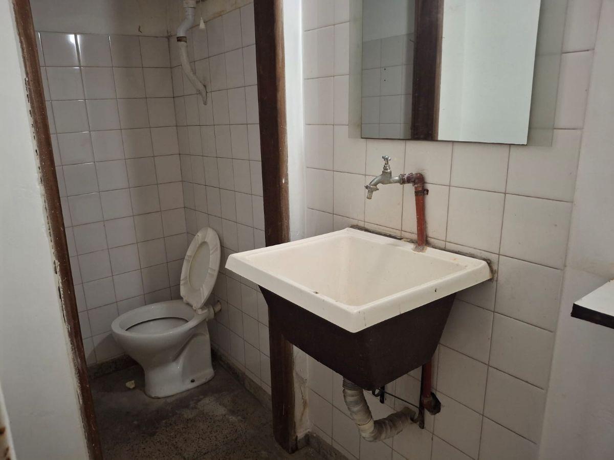 Foto de Local comercial en alquiler en Merlo Centro, imagen 1