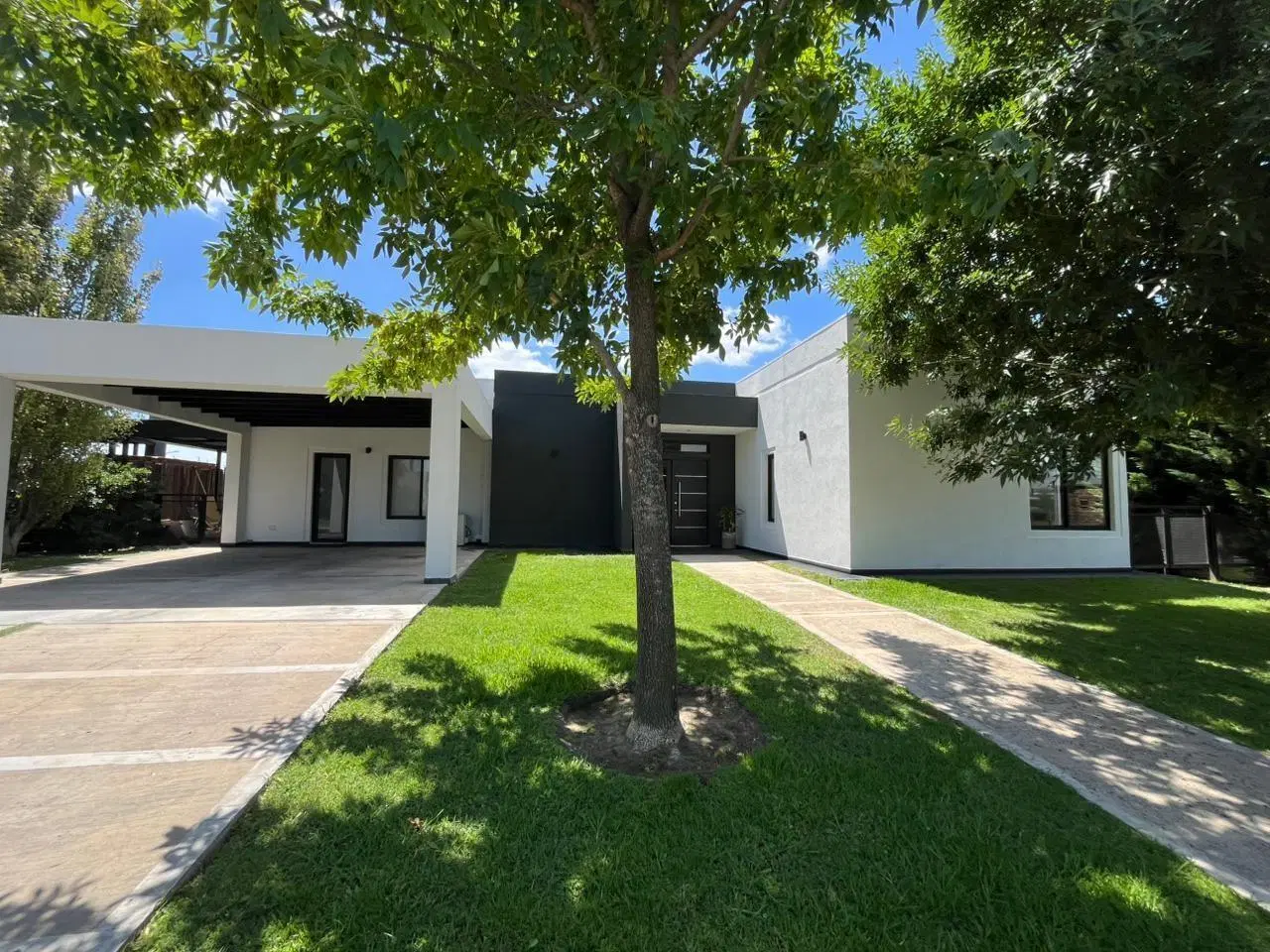 Casa Chalet  en Alquiler en San Sebastian, Escobar, G.B.A. Zona Norte 2