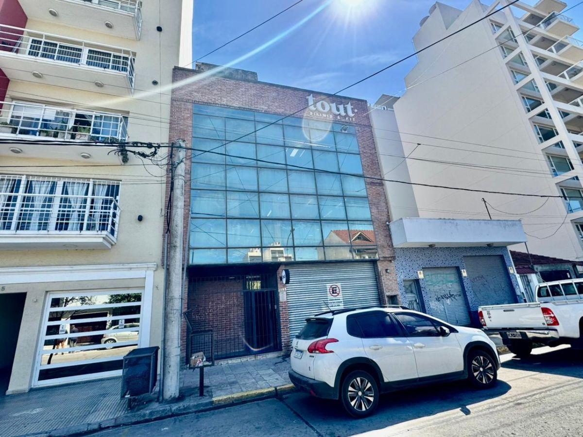 Foto de Local comercial en venta, imagen 2