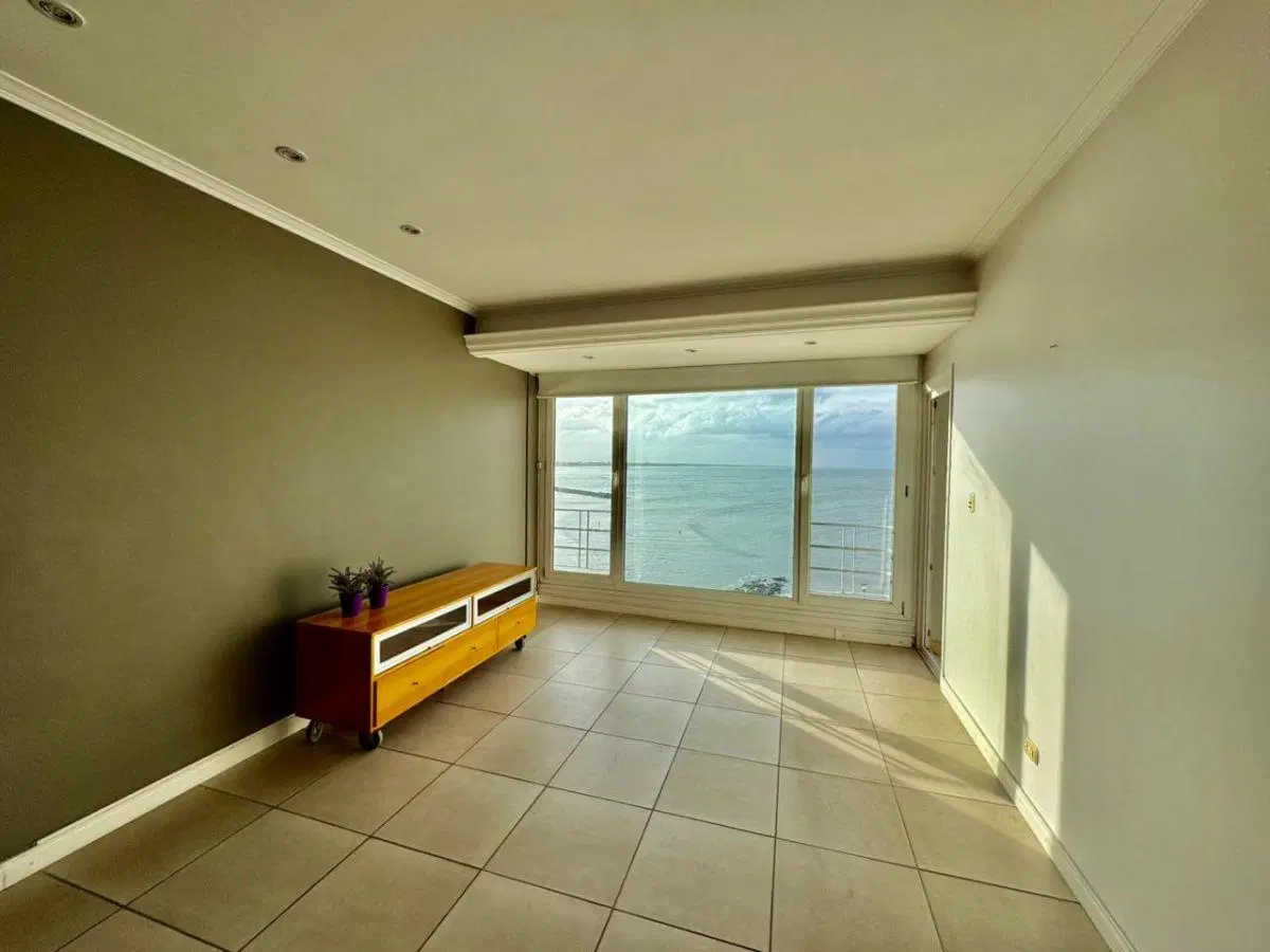Alquiler 24 meses 4 ambientes con cochera y vista plena al mar 1