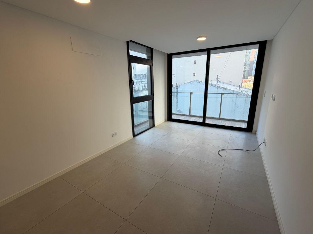 Foto de Alquiler departamento en Plaza Mitre con piscina, imagen 1