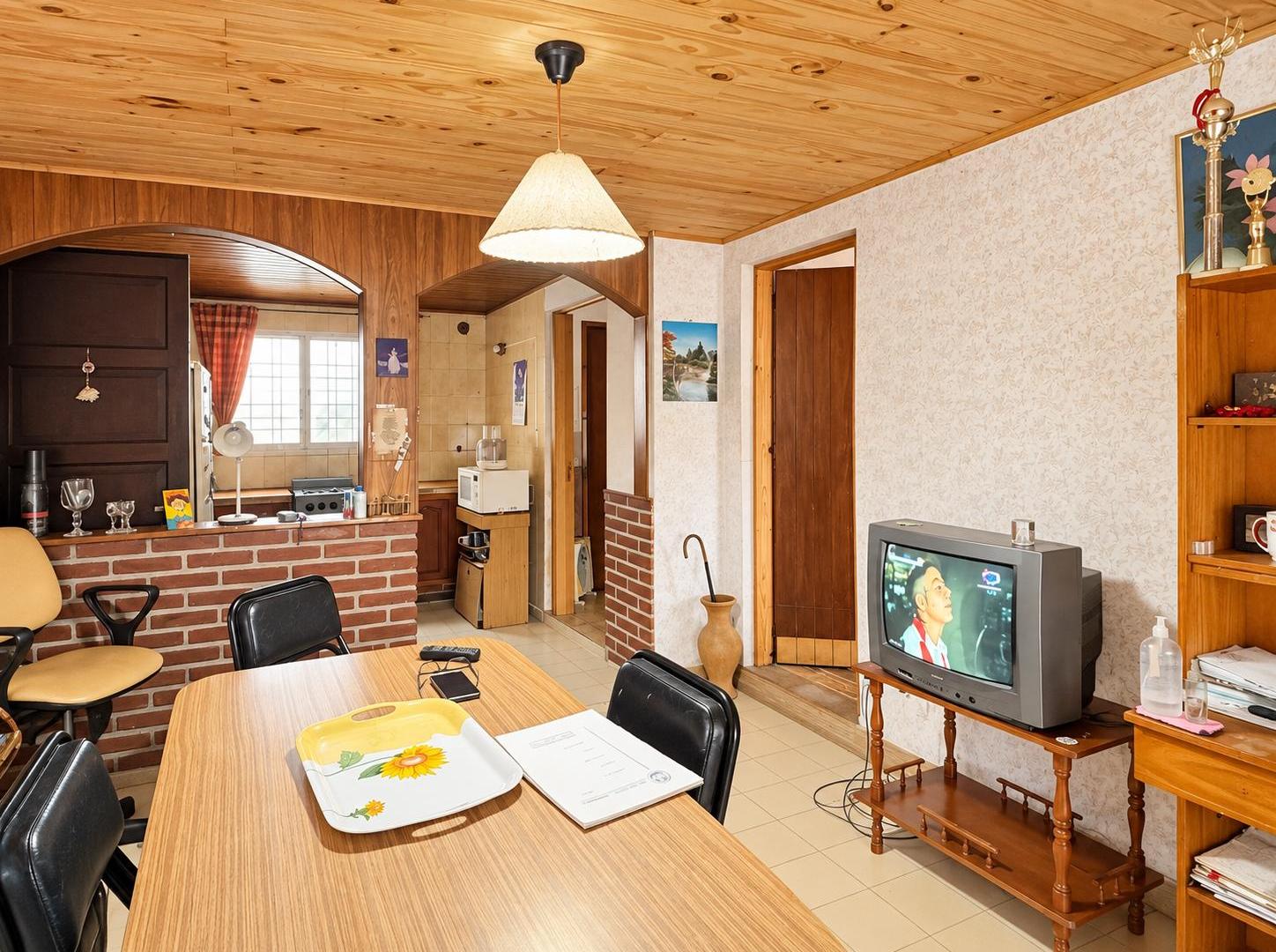 Foto de Casa en venta 4 ambientes con cochera, imagen 4