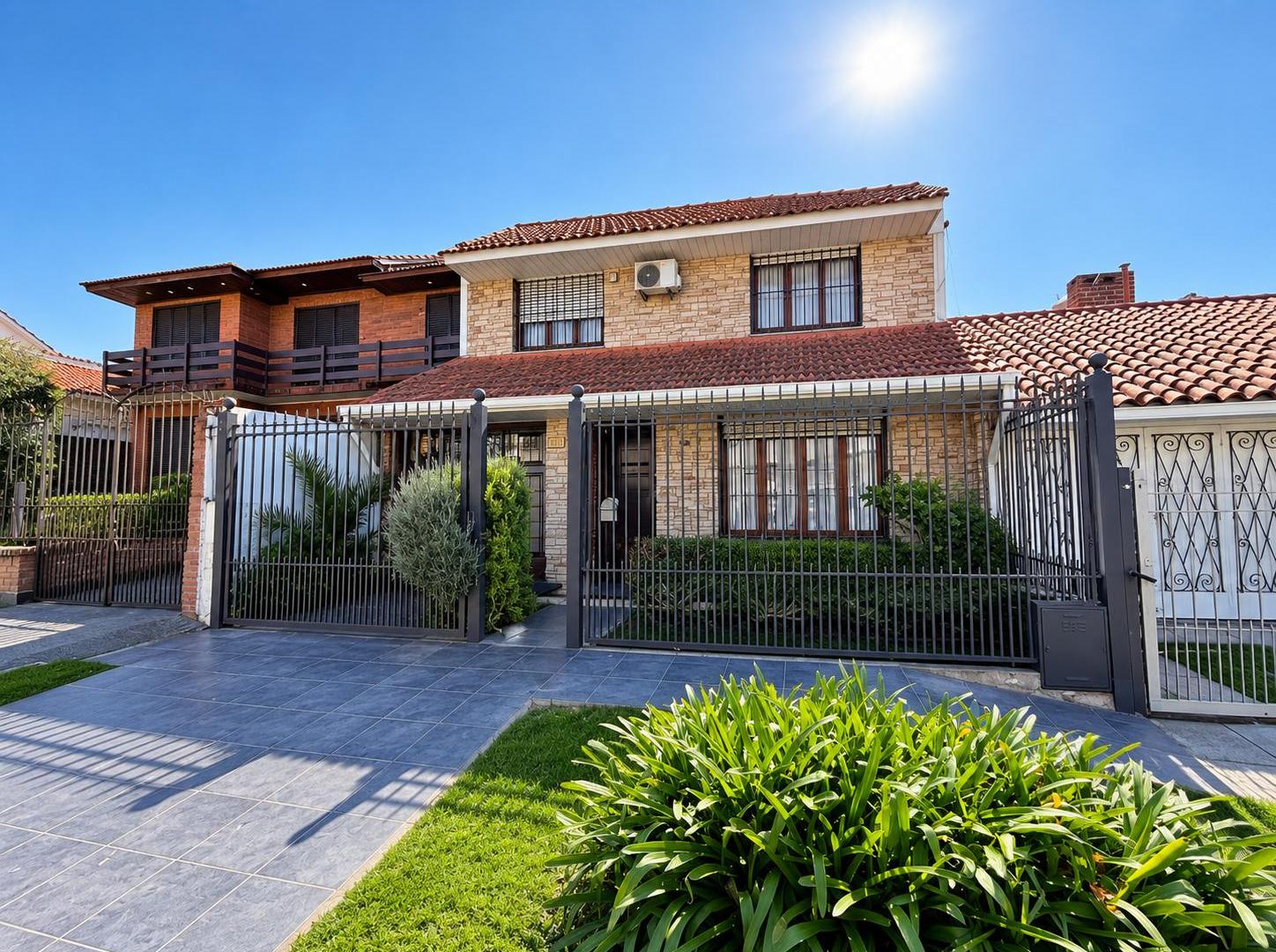 Foto de Casa en venta 5 ambientes con vista al mar en punta mogotes, imagen 3