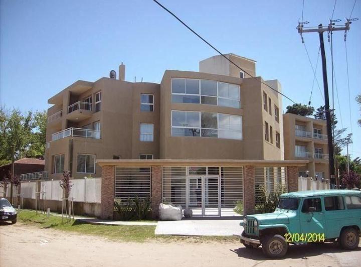 (PROPIEDAD SUSPENDIDA ) 2 AMBIENTES | Av 4