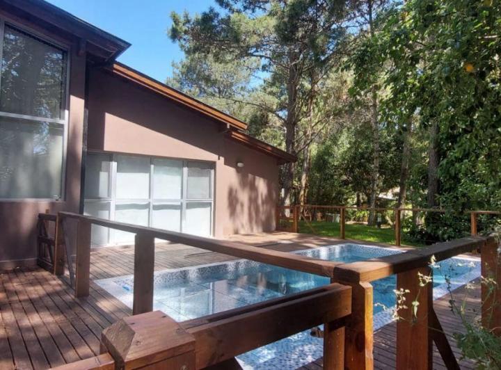ALQUILER DE HERMOSA CASA EN MAR DE LAS PAMPAS TEMPORADA 2025 1