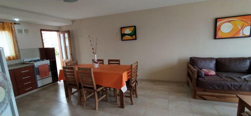 Excelente departamento de 3 ambientes frente al mar.