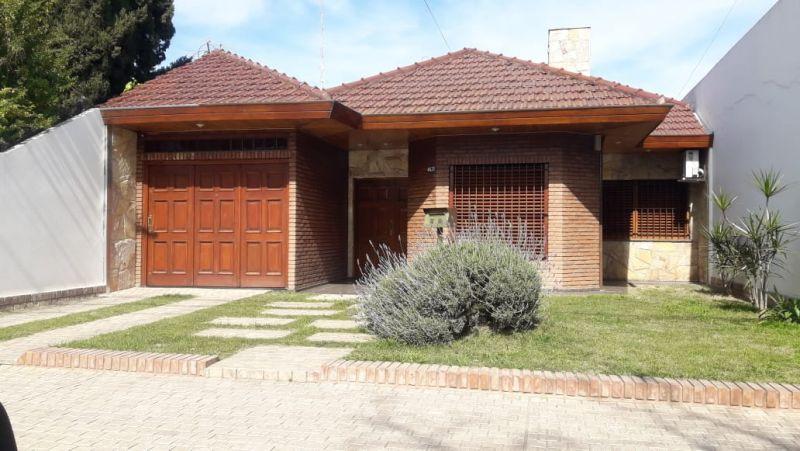 Magnifica Propiedad en venta, de 4 amb. En una sola planta!
