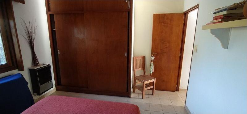 (PROPIEDAD SUSPENDIDA ) Oportunidad! Casita de 2 ambientes con parque y gas natural