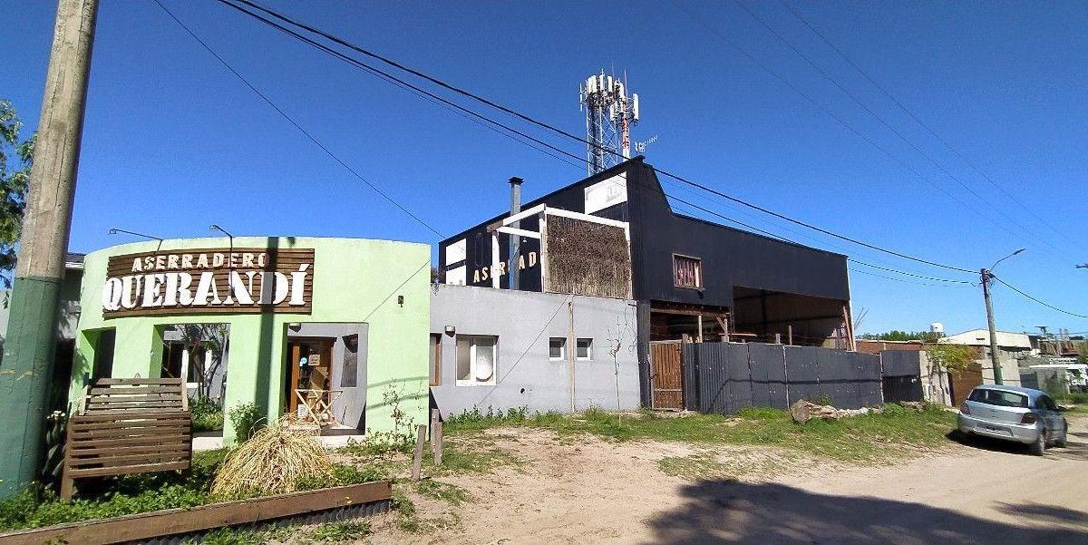 Local Comercial c/ galpón y vivienda