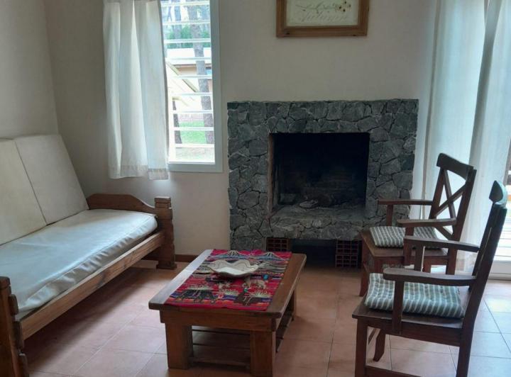 Casa 4 ambientes. | Calle 1 5