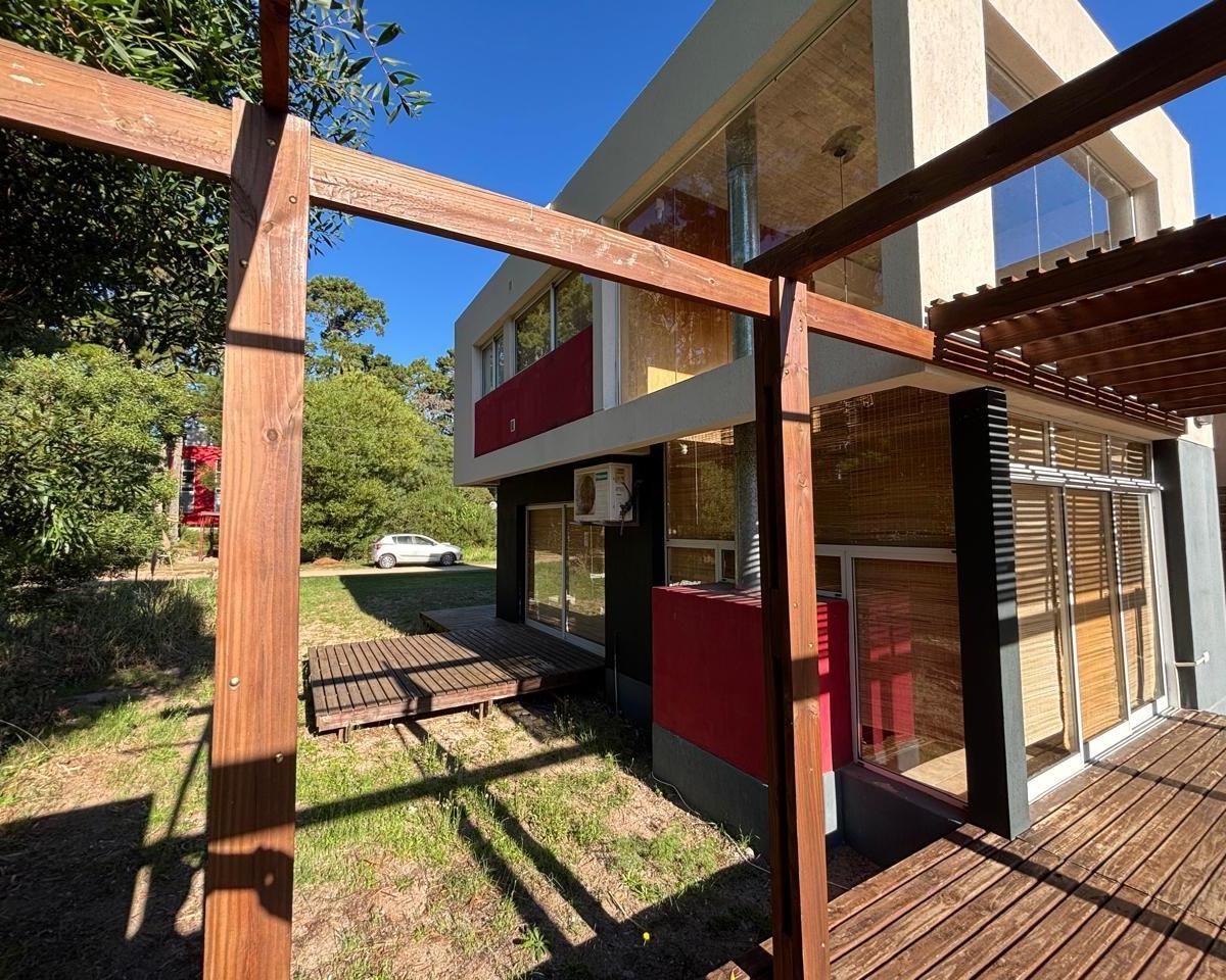 Hermosa Casa 3 Ambientes en Venta Mar Azul 3