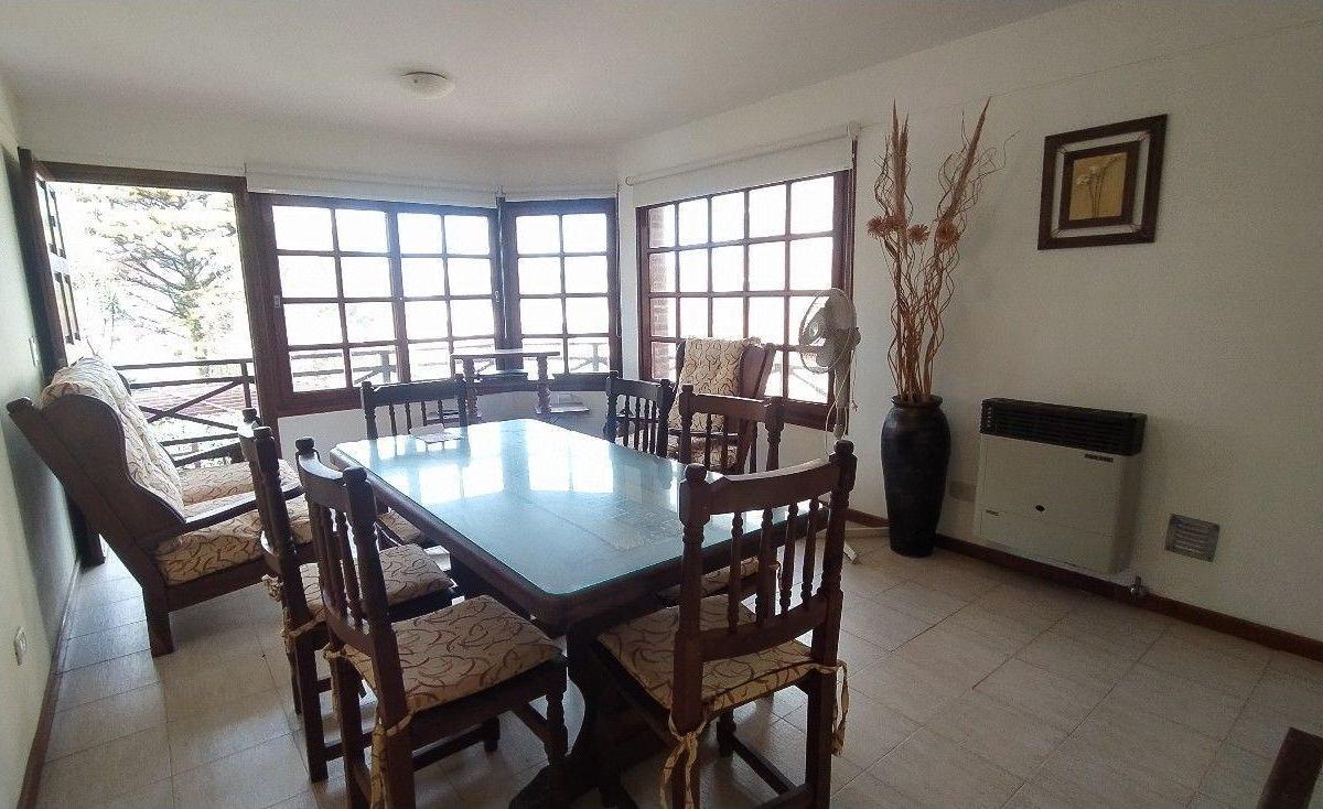 (PROPIEDAD SUSPENDIDA ) Oportunidad Hermoso departamento 3 Amb c/ cohera y terraza