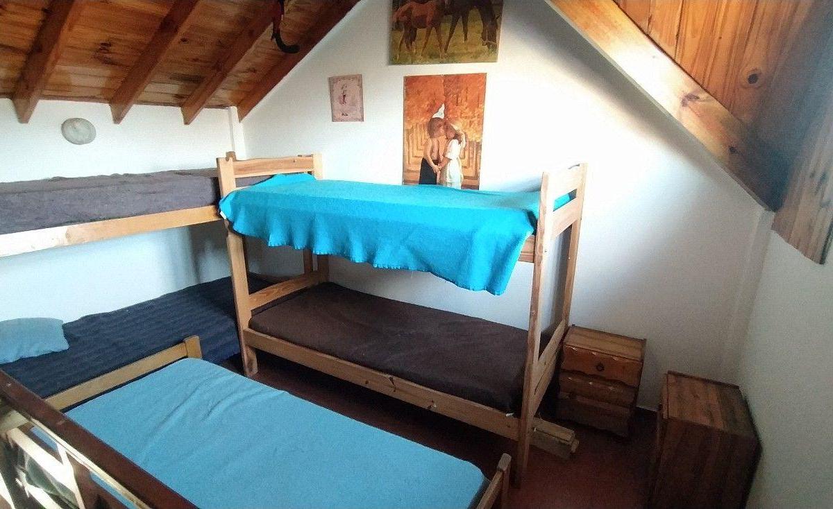 Venta Dto tipo duplex 4 Amb 2 baños c/cochera y patio!!!