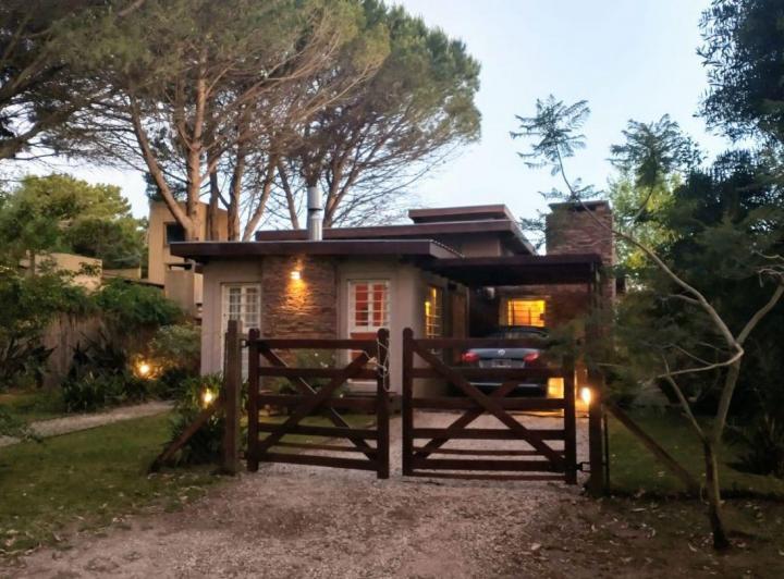 Hermosa casa en zona de las Gaviotas a 700 mts del mar. 4