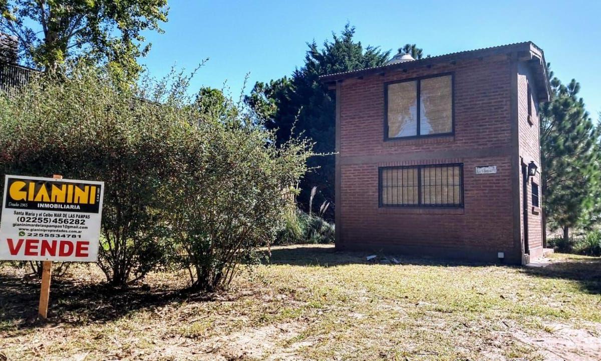 (Propiedad Suspendida) Excelente Oportunidad en El Bosque de Mar de Las Pampas 3