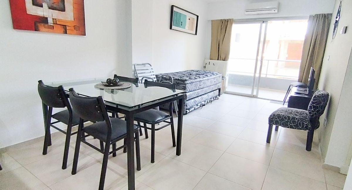 Venta Dto 2 Amb edif frente al mar, cochera y piscina en ter
