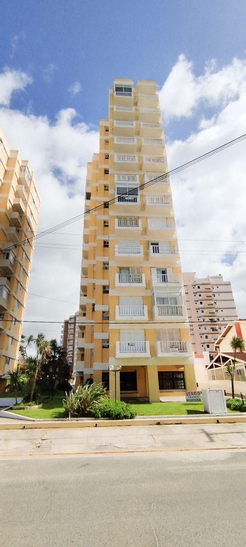 Oportunidad venta, dos departamentos unificados 4 ambientes