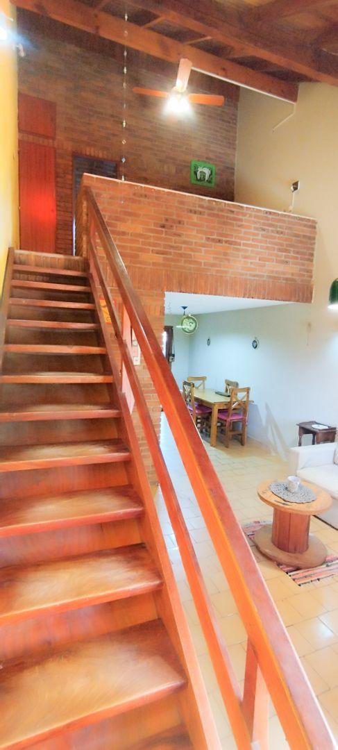 Venta Duplex 3 Amb + Patio c/ parque. Todos los servicios Es