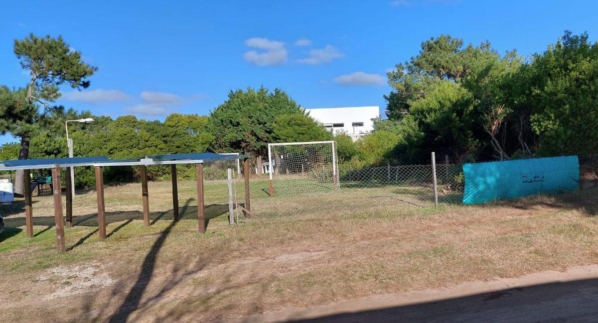 Excelente Lote a 200 m del Mar de 900 m² en Zonificación R 4