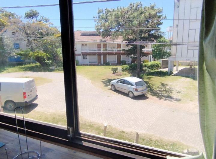 Foto de (PROPIEDAD SUSPENDIDA ) Alq Temp 2 amb c/ cochera parrilla a pasos del, imagen 5