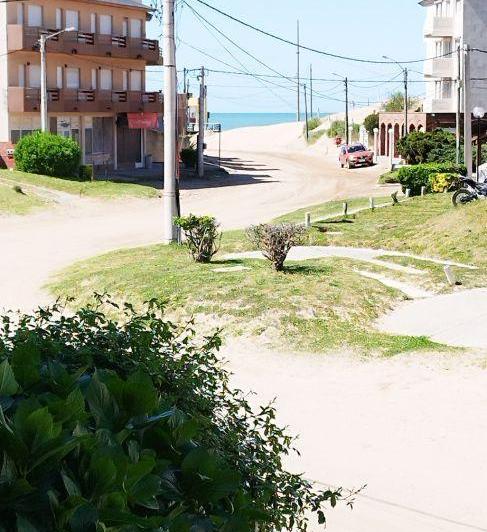 (PROPIEDAD SUSPENDIDA ) Alq temporario 3 amb  c/ balcon vista parcial al mar Excelen