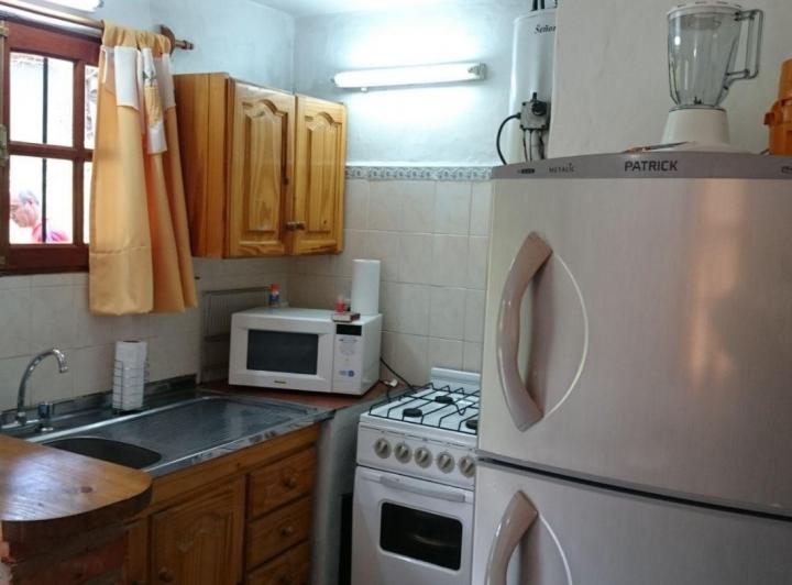 Casa 3 ambientes en alquiler temporario en Mar azul! 2