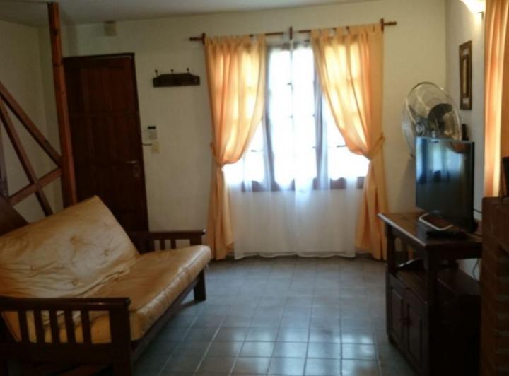 Casa 3 ambientes en alquiler temporario en Mar azul! 1