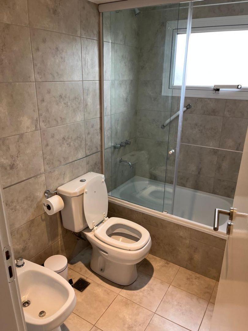 Excelente Departamento 3 Ambientes en Venta, Las Gaviotas. 5