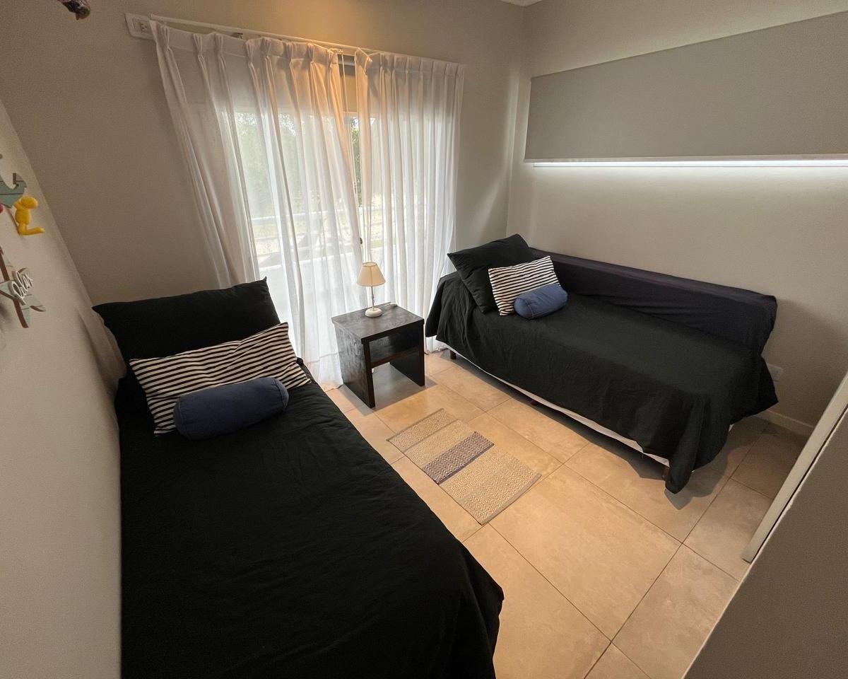 Excelente Departamento 3 Ambientes en Venta, Las Gaviotas. 4