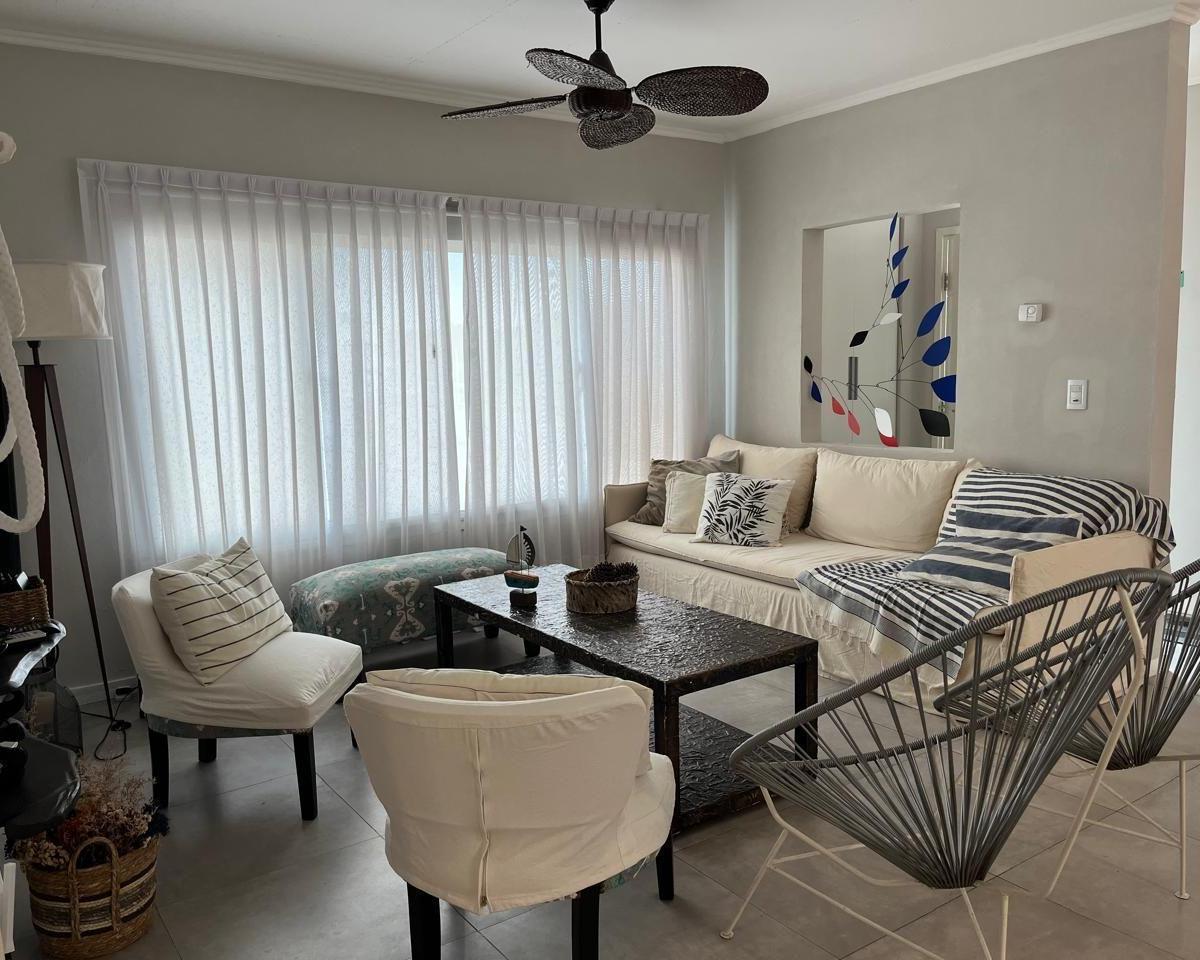 Excelente Departamento 3 Ambientes en Venta, Las Gaviotas. 1