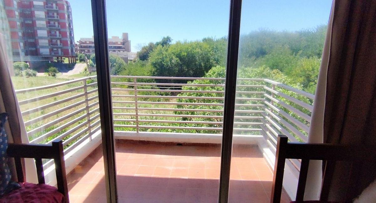 Foto de Venta y Alq Temp 2 amb c/ balcon y cochera 150mts del mar!!, imagen 5