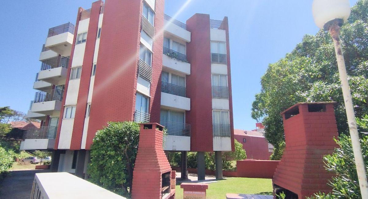 Venta y Alq Temp 2 Amb C/ Balcon y Cochera 150 m del Mar! 2