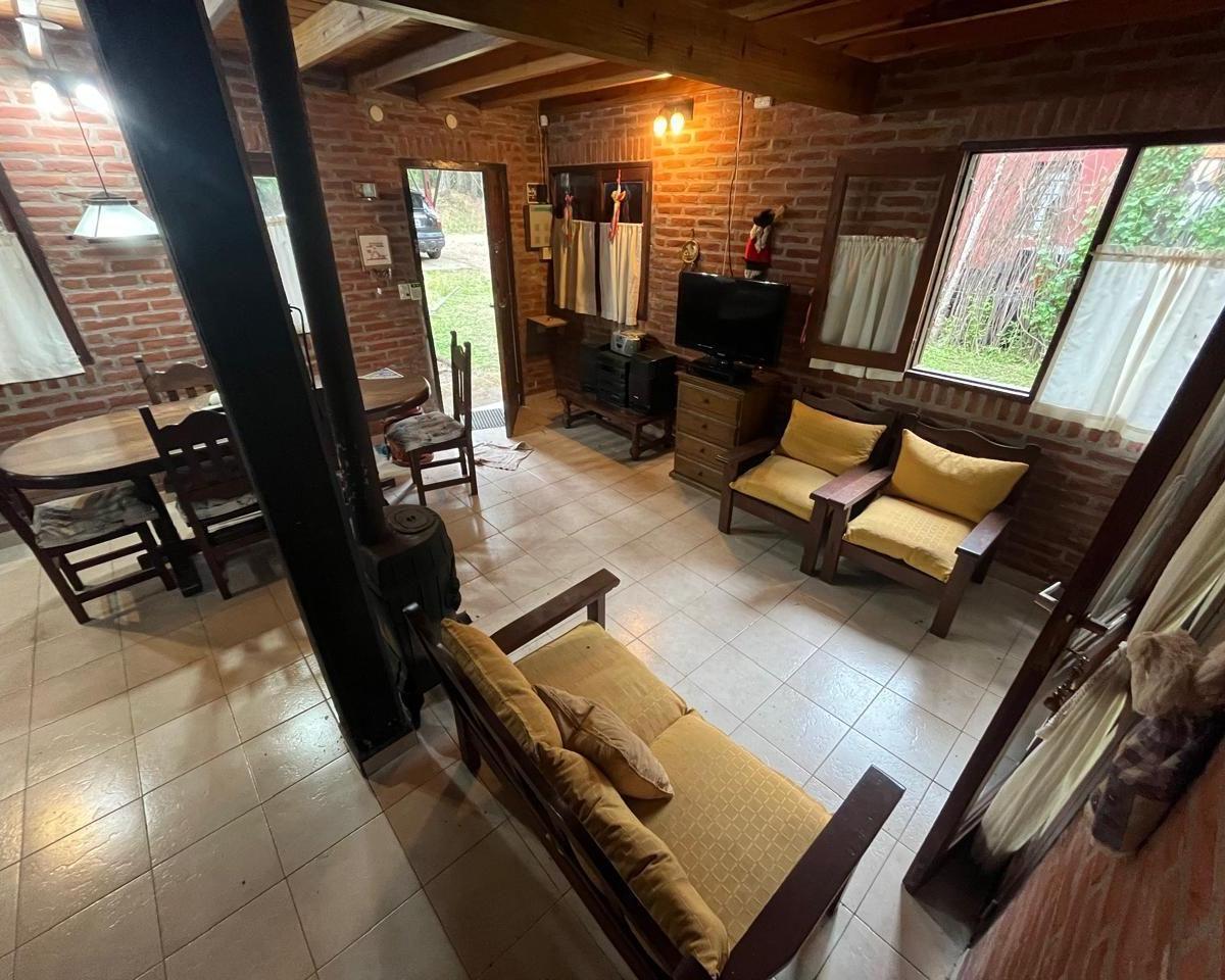Casa en Venta Tipo Chalet Excelente Ubicacion Mar Azul 3