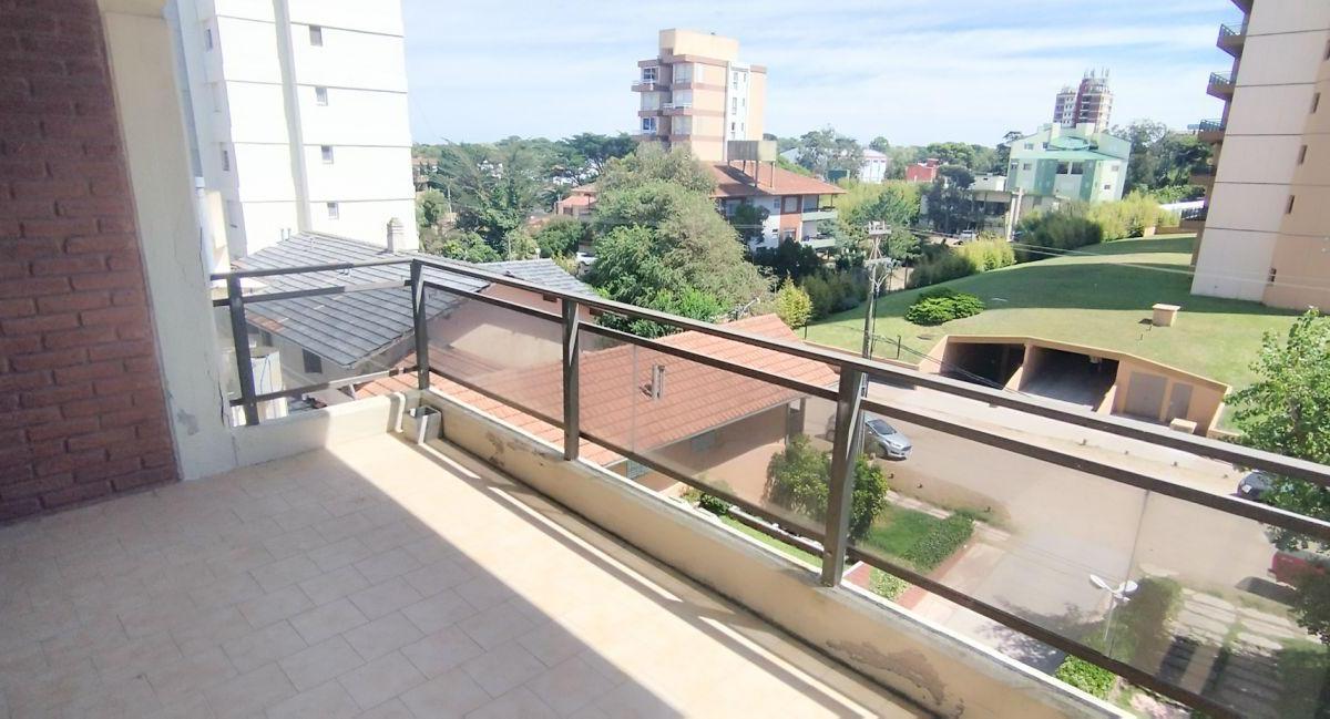 Venta dto 3 amb c/cochera todos los serv Edif Neretva EXCELE