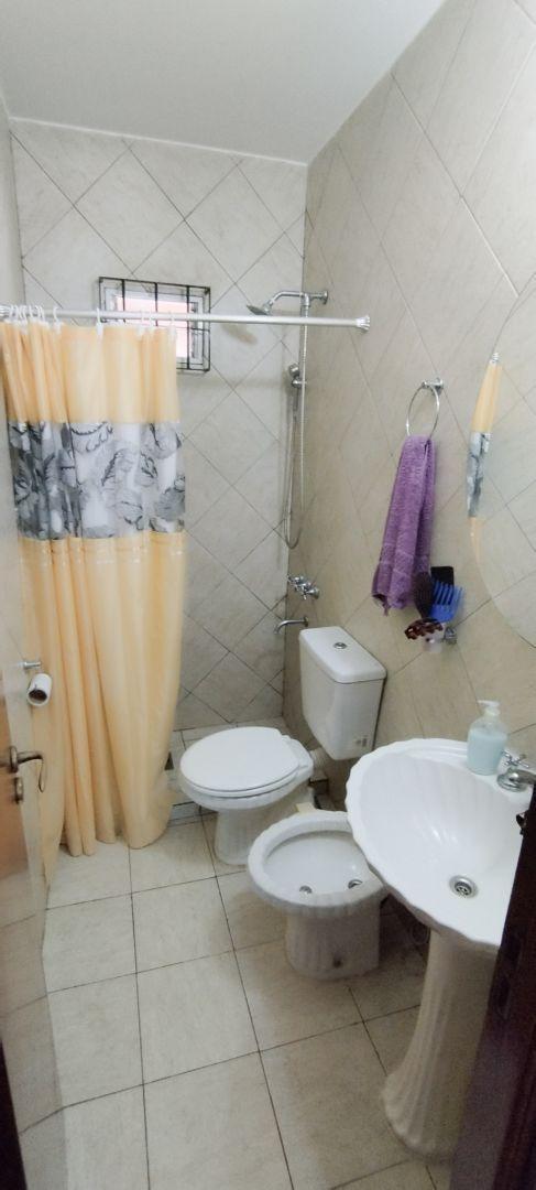 Foto de venta dto tipo duplex 3 amb, cochera y patio c/ parrilla, imagen 5