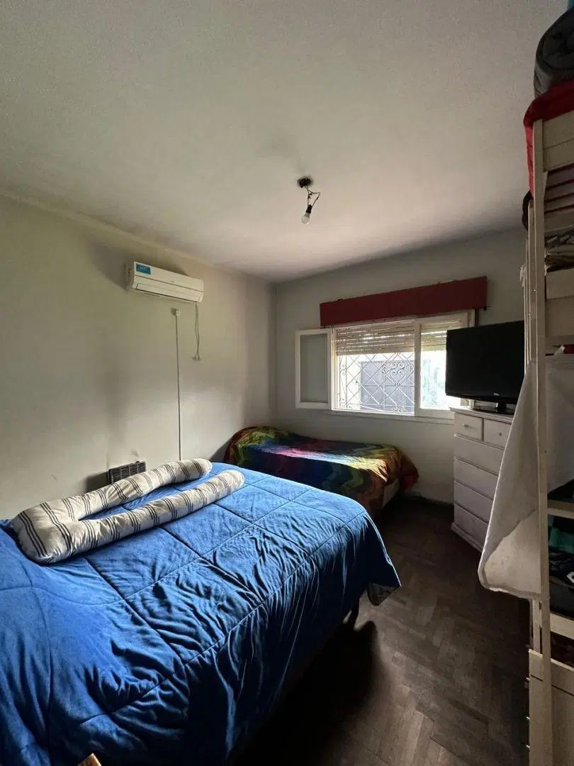 Casa 3 ambientes. | Av. Presidente Illia 911 4
