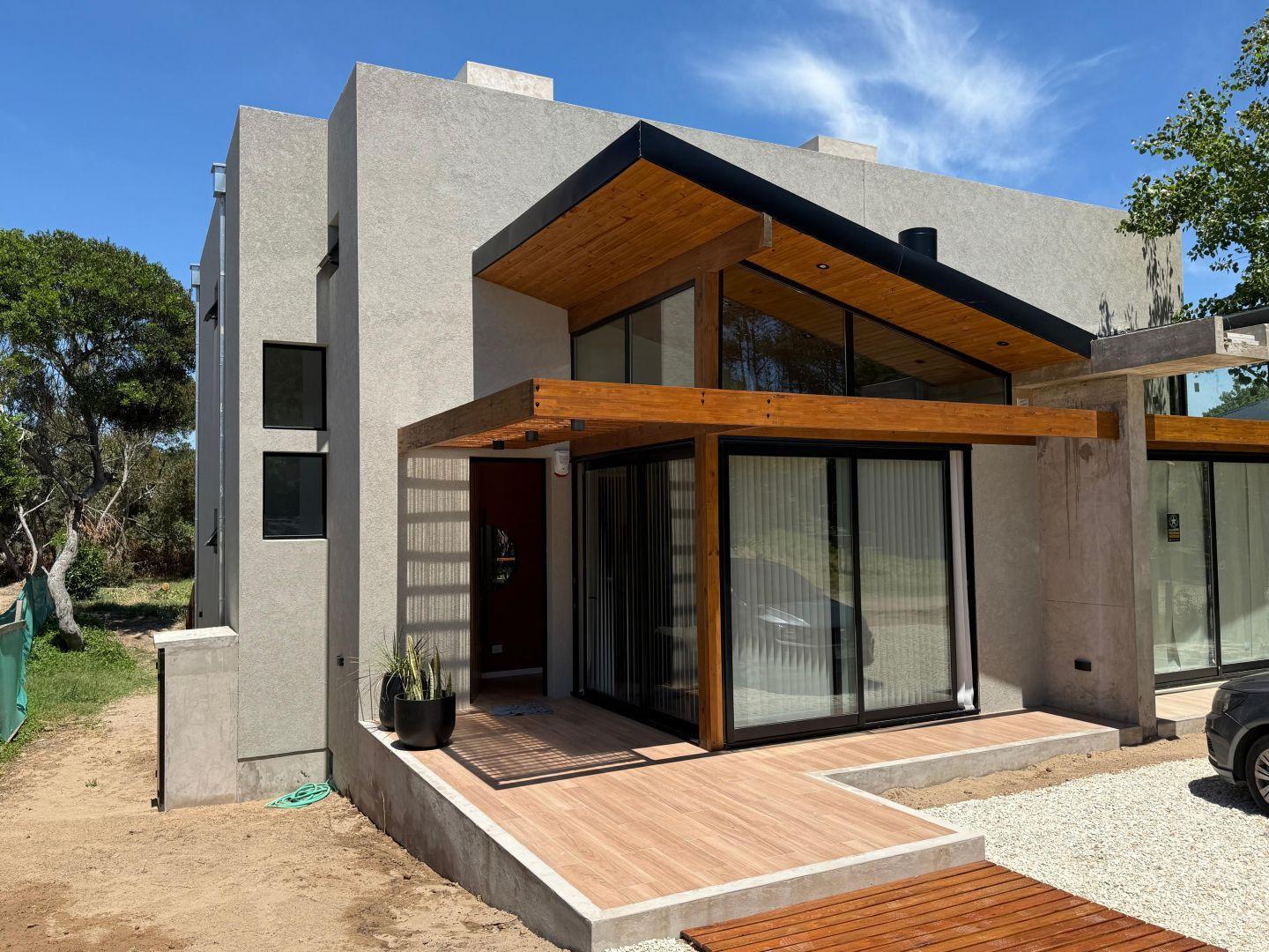 Increible casa en alquiler para 6 pax a 50 metros del mar!