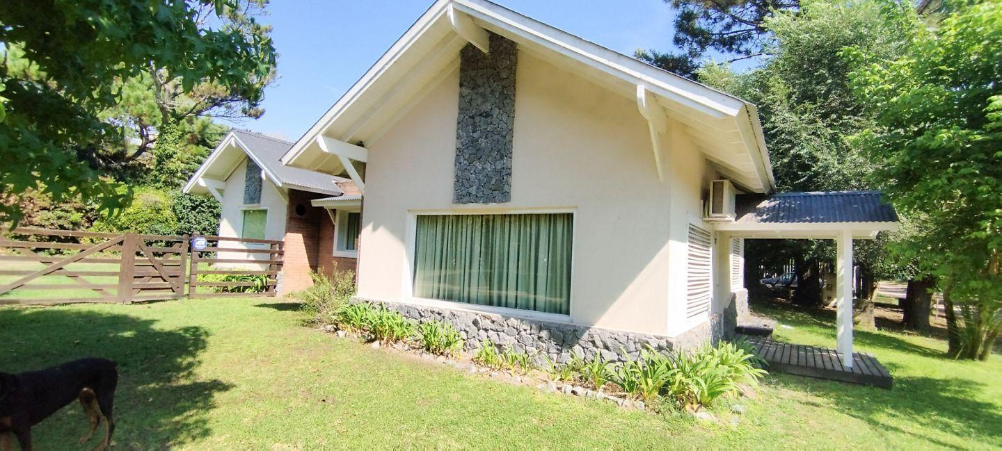 Foto de Venta Casa 3 Amb Barrio Norte Gas Nat Muy linda!, imagen 1