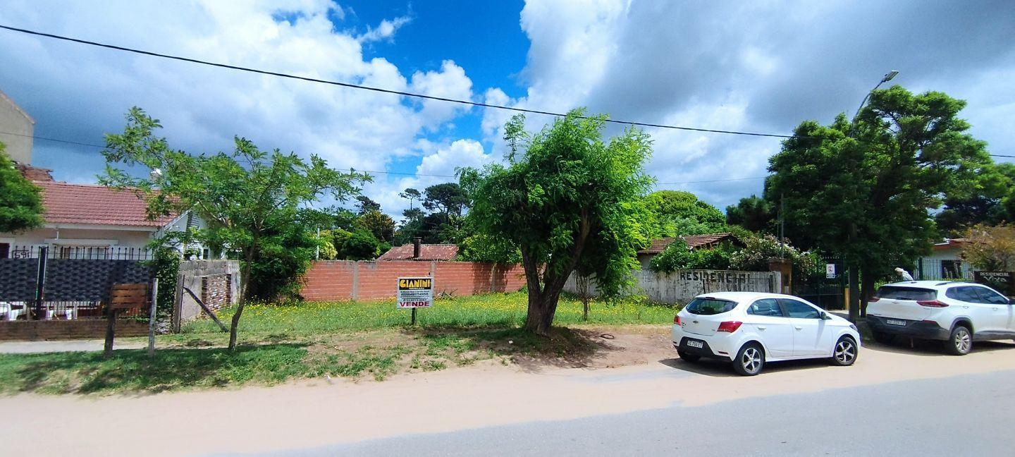 Foto de Venta lote propio 285m2 Av 5 y paseo106 Multifamilia Hotelero 342m2, imagen 1