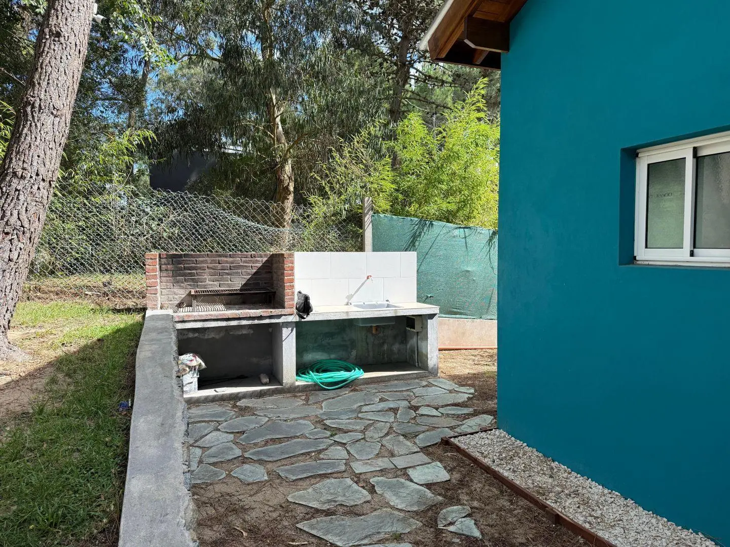 Dos casas 3 ambientes venta Las Gaviotas 2