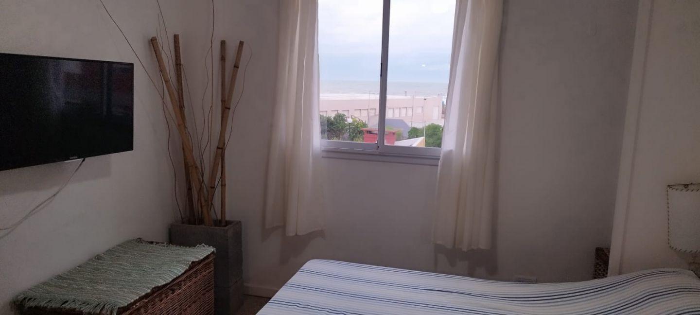 Foto de Venta 1 ambiernte con cochera vista al mar reciclado. Excelente!, imagen 4