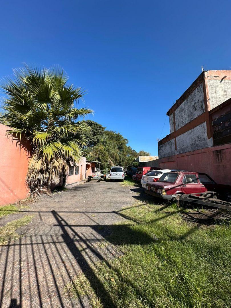 Lote . | Av. Pte. Peron 3199