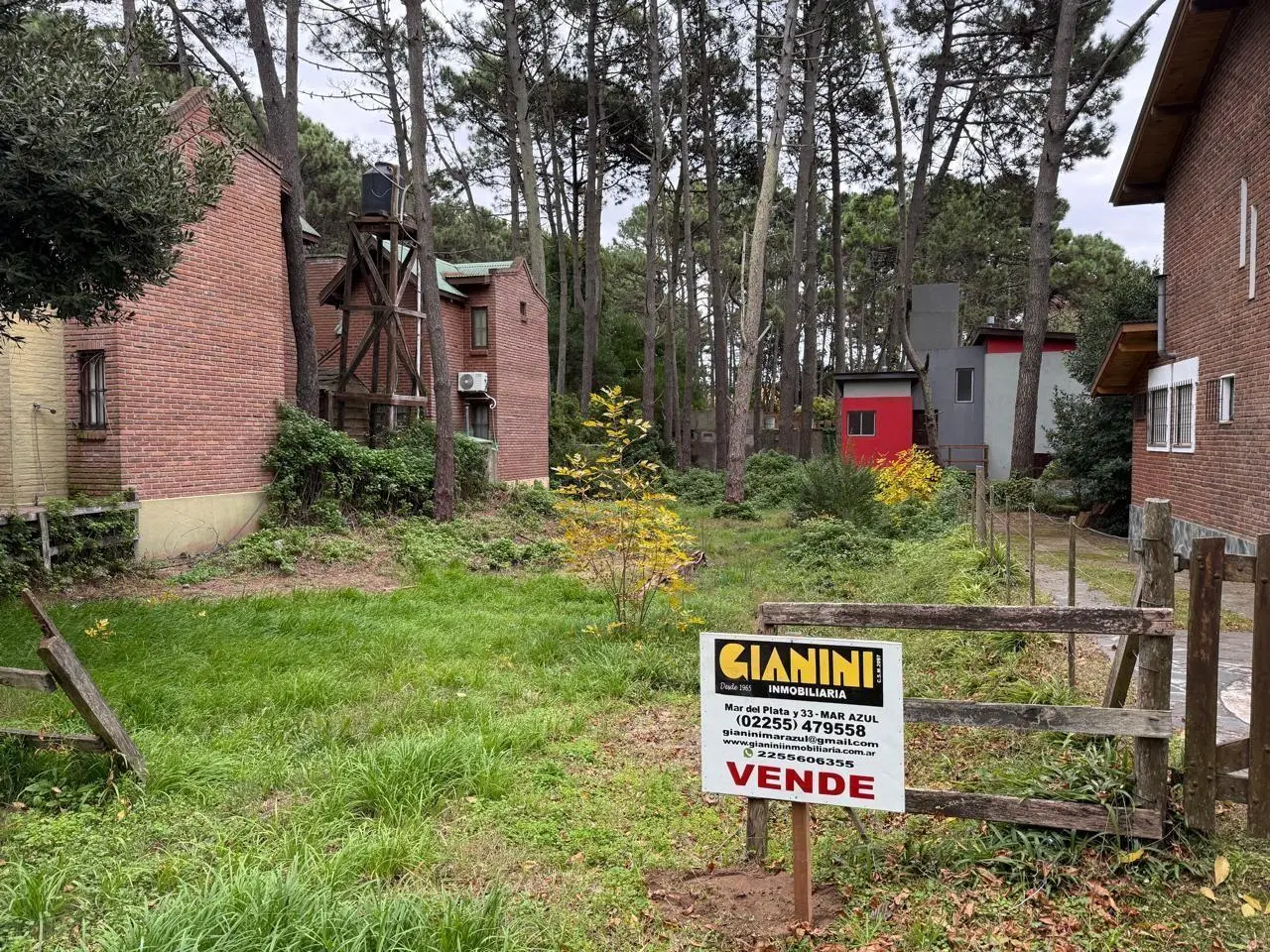 Venta de lote comercial en excelente ubicacion Mar Azul 5