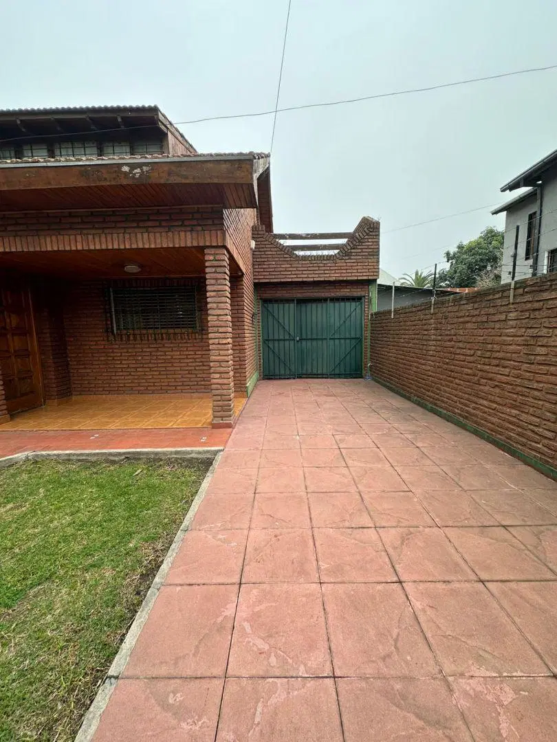 Casa 4 ambientes. | INT. J. IRIGOIN 220 3
