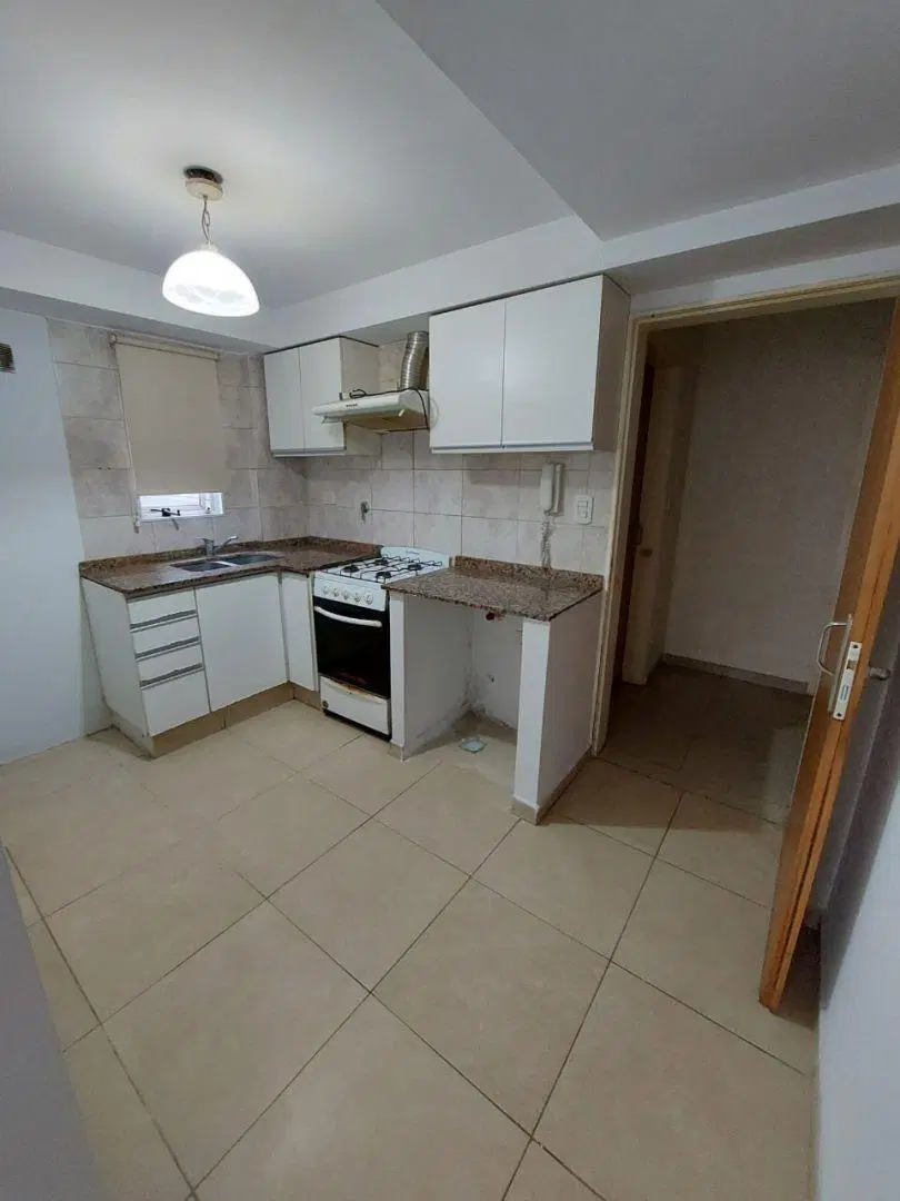 Departamento 2 ambientes. | Las Heras 984 5