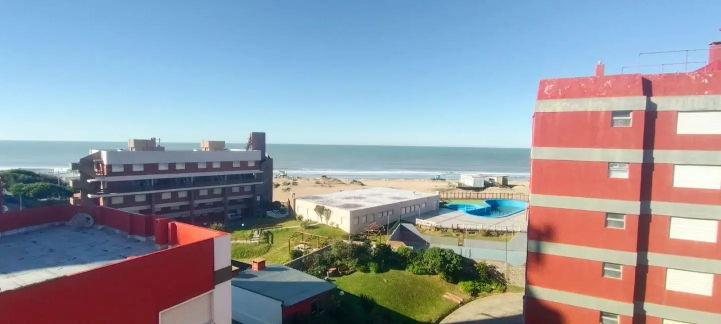Venta 3 Amb c/ cochera 2 plantas Vista frontal al mar!!! 1
