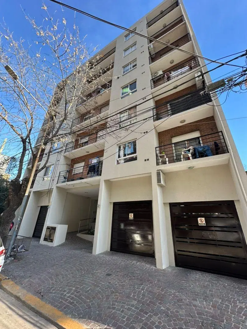 Departamento 2 ambientes. | Las Heras 984 2